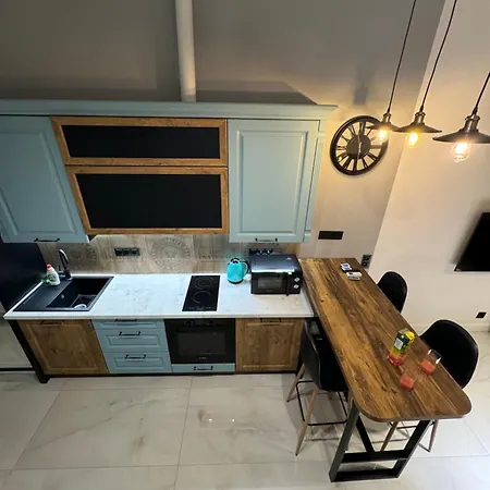 Kamanina Prostranstvo Na Morskom S Terrasoi Διαμέρισμα