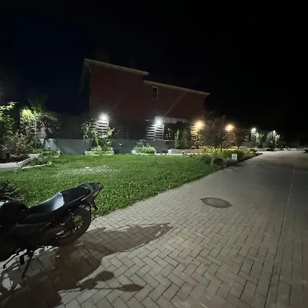 Kamanina Prostranstvo Na Morskom S Terrasoi Οδησσός