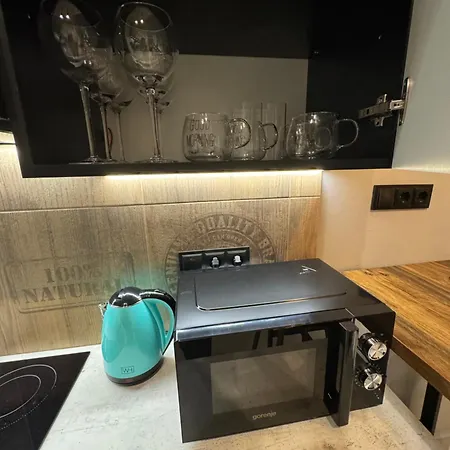 Kamanina Prostranstvo Na Morskom S Terrasoi