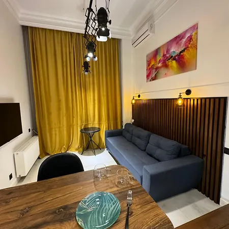 Kamanina Prostranstvo Na Morskom S Terrasoi *