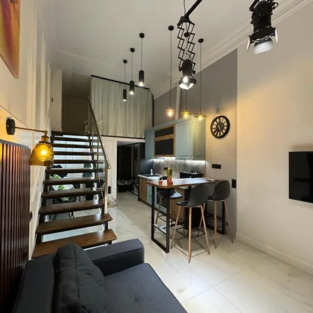 Kamanina Prostranstvo Na Morskom S Terrasoi Οδησσός