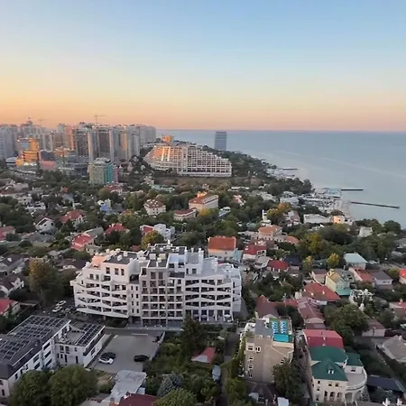 Kamanina Prostranstvo Na Morskom S Terrasoi Apartment *