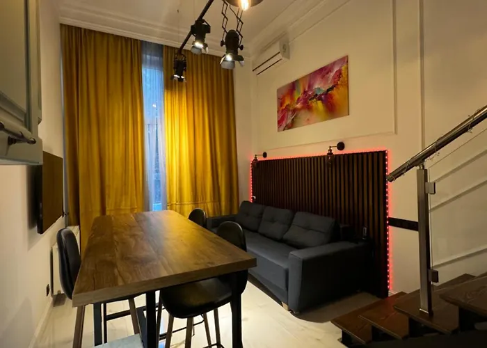 Kamanina Prostranstvo Na Morskom S Terrasoi Appartement Odessa