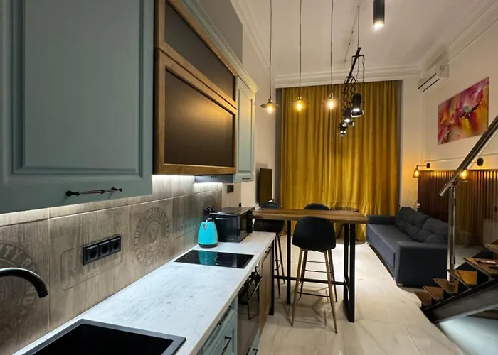 Kamanina Prostranstvo Na Morskom S Terrasoi Apartman Odessza