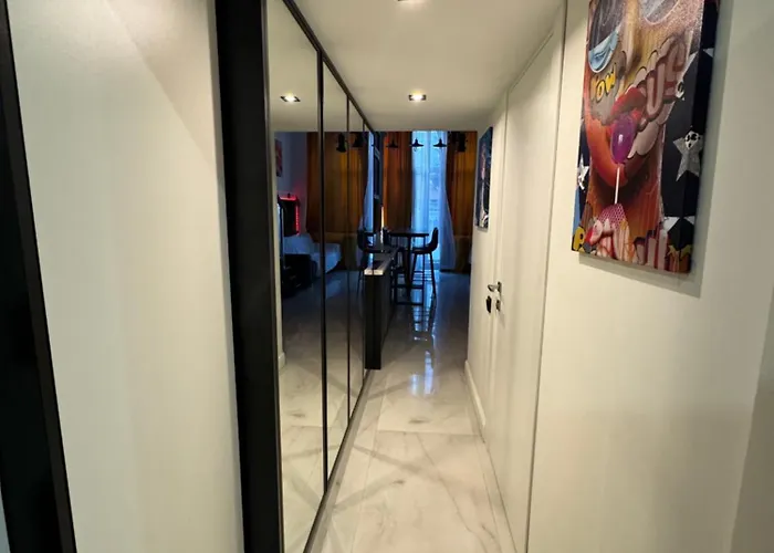 Kamanina Prostranstvo Na Morskom S Terrasoi Apartman Odessza