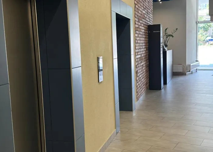 Kamanina Prostranstvo Na Morskom S Terrasoi